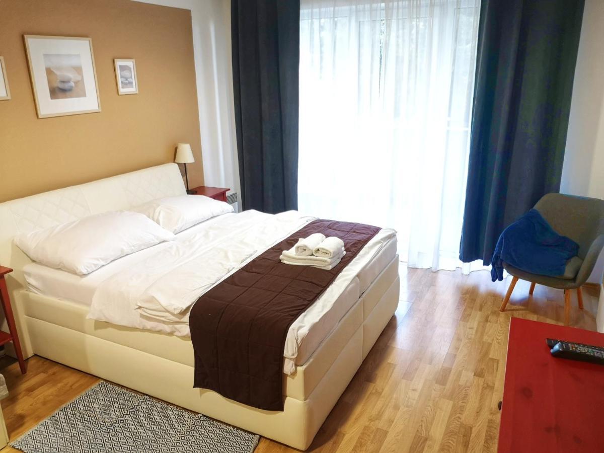 Apartmany Margo Sun Martinske Hole Exterior photo