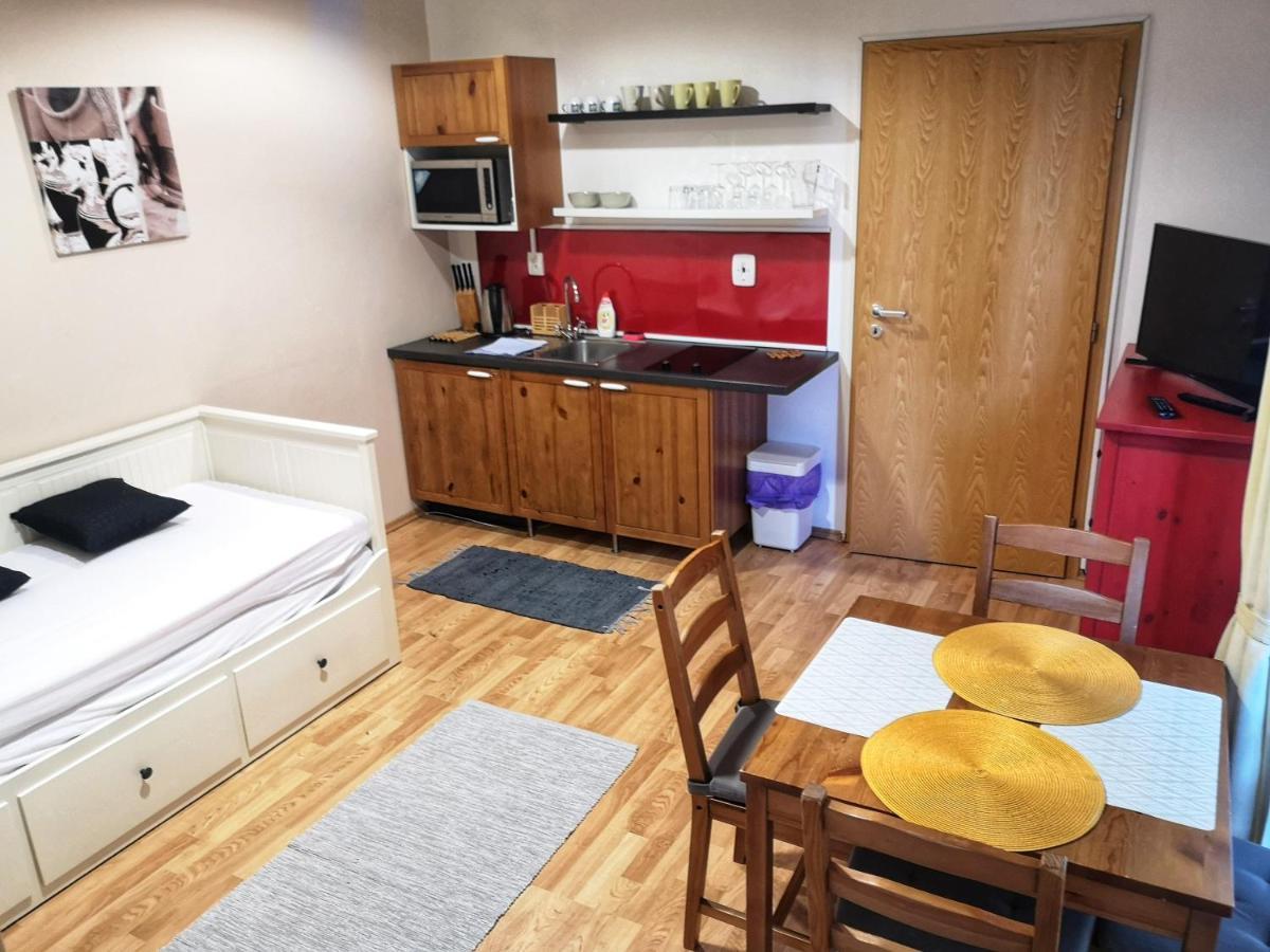 Apartmany Margo Sun Martinske Hole Exterior photo